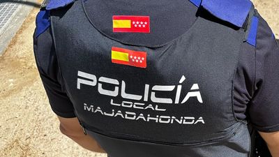 Policías locales de Majadahonda detienen a un reincidente ladrón de coches