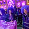 El origen del 8M y por qué el violeta es el color del feminismo