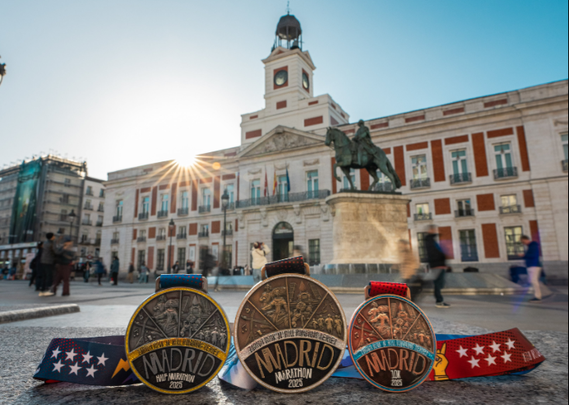 Medallas del Maratón de Madrid / @RNRmadmaraton