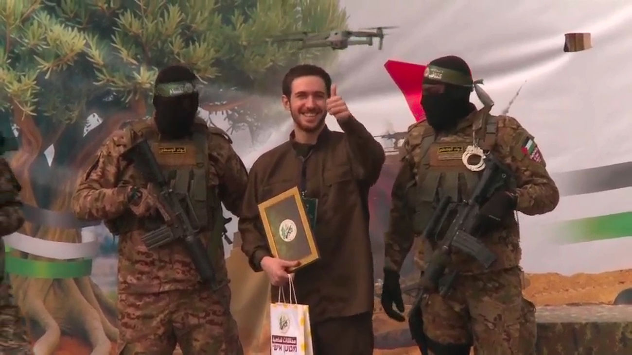 Hamás entrega a seis  rehenes  en Gaza e Israel liberará a 620 presos palestinos