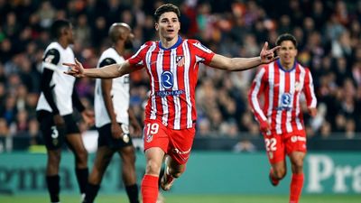 0-3. El Atlético de Madrid gana en Mestalla con autoridad