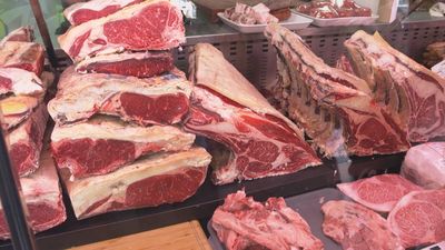 Así es el espectáculo de esta carnicería de San Fernando de Henares que triunfa en las redes sociales