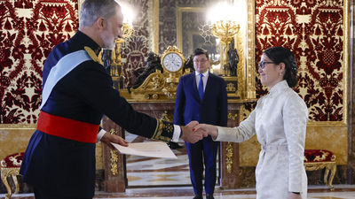 El Rey recibe las credenciales de seis nuevos embajadores destinados en Madrid