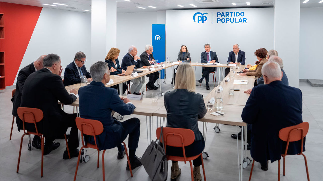 Feijóo rechaza un acuerdo de paz "que humille a Ucrania y que ignore a Europa"