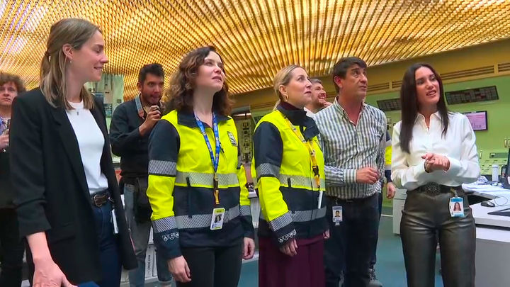 Ayuso felicita a Guardiola y apunta a Sánchez: "Pierde cada vez que hay elecciones"