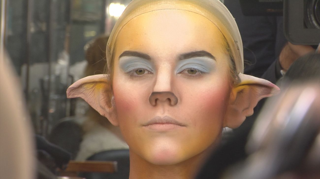 Los mejores tips de maquillaje para deslumbrar este carnaval