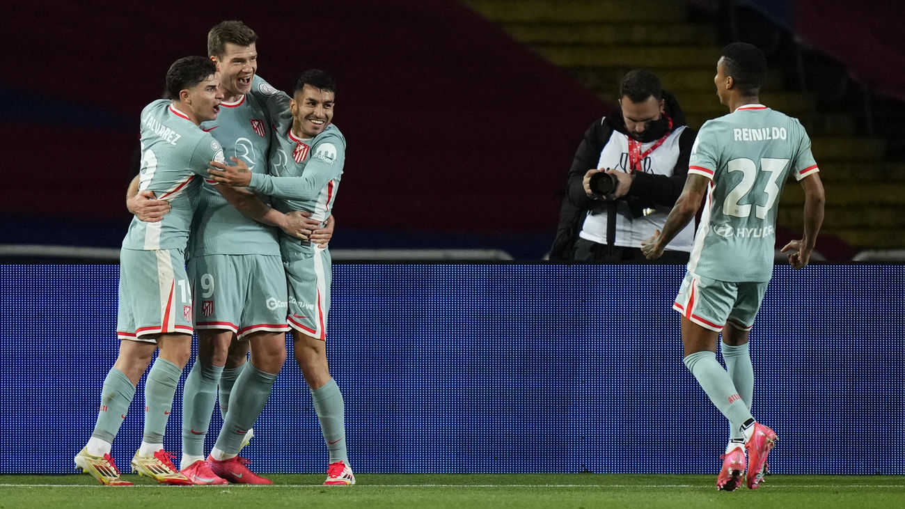 Julián Alvarez, Sorloth, Correa y Reinildo