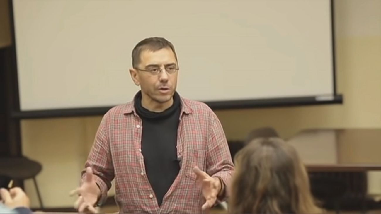 La Complutense anuncia que Monedero deja de impartir  clase "hasta nuevo aviso"