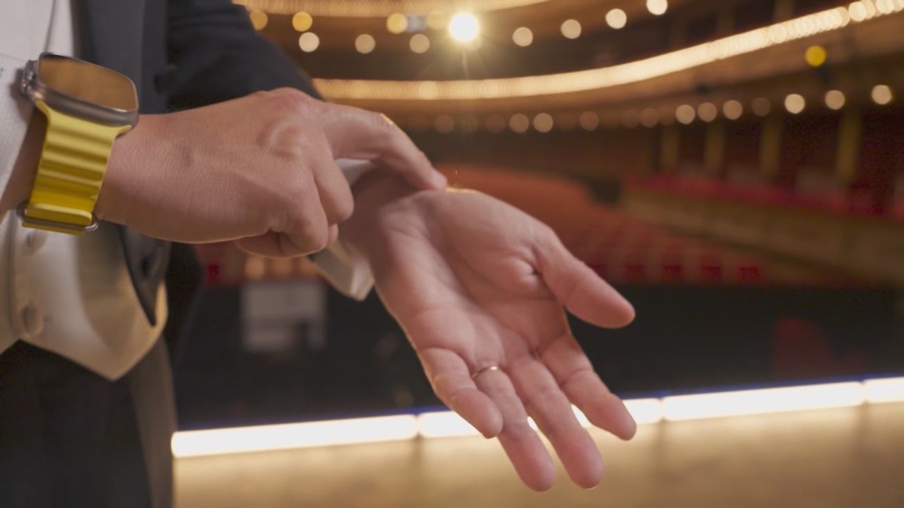 Los cardiólogos aconsejan tomarse el pulso regularmente para detectar una posible fibrilación auricular