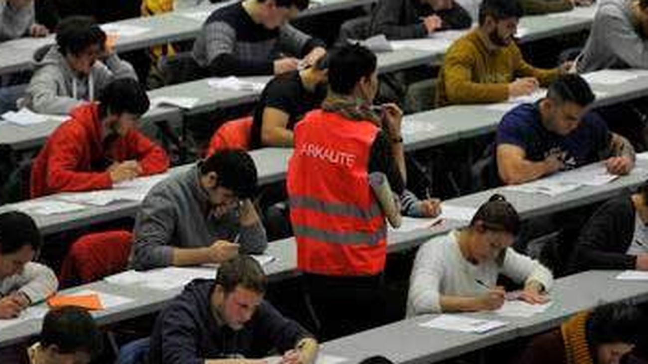 ¿Cómo puedes obtener la homologación para trabajar como gestor administrativo?