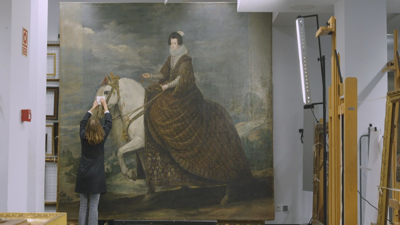 El retrato de Isabel de Borbón, de Velázquez, vuelve al Museo del Prado tras su restauración