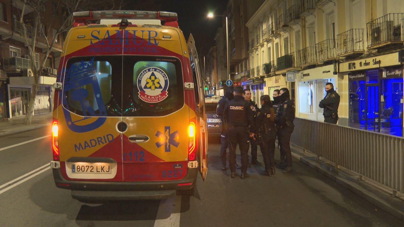 Apuñalados dos hermanos tras una reyerta nocturna en la calle de Alcalá
