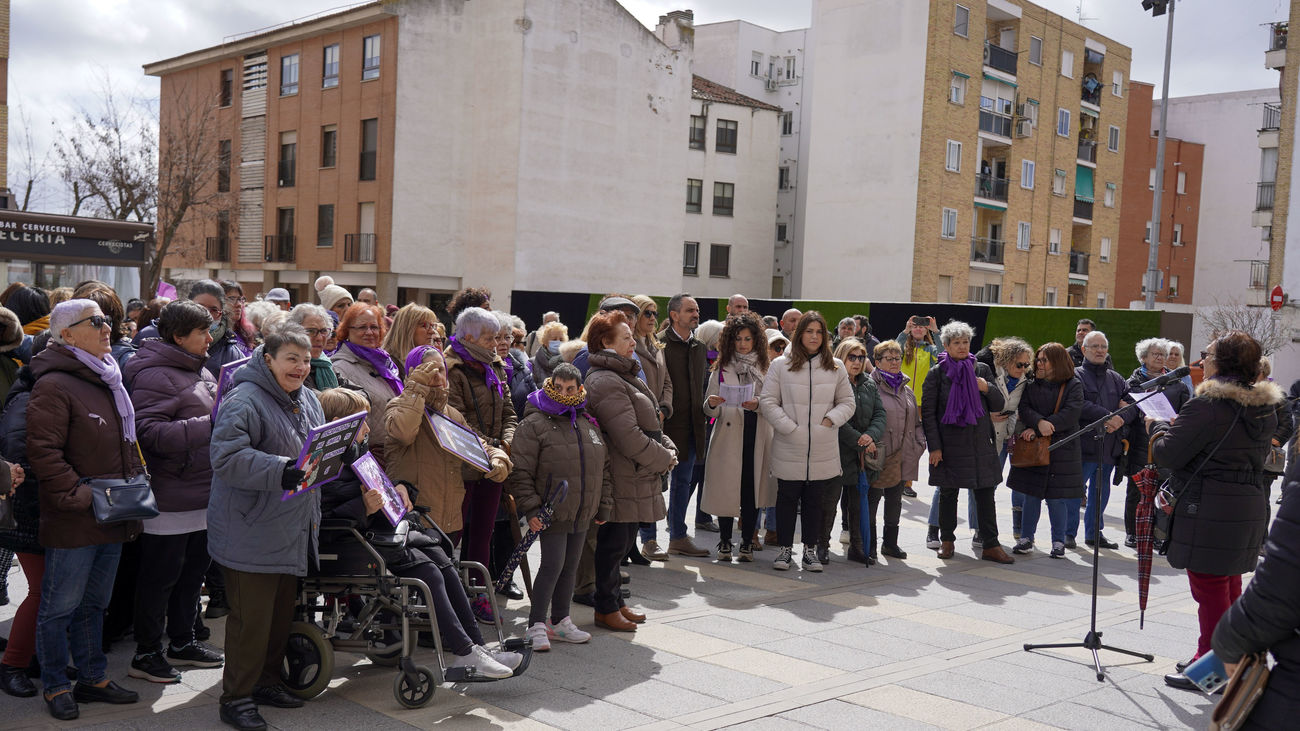 Un 8-M en Móstoles con teatro, ajedrez y encaje de bolillos