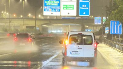 Noche intensa de lluvia en Madrid, se esperan más precipitaciones por la tarde