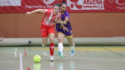 Dos goles de Irene Córdoba mantienen segundo al Futsi Atlético