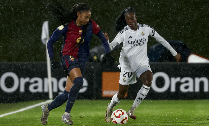 Barcelona femenino ante el Real Madrid / EFE