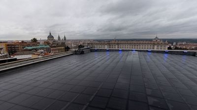 El Teatro Real estrena una nueva cubierta solar que la "convierte en un modelo a seguir"