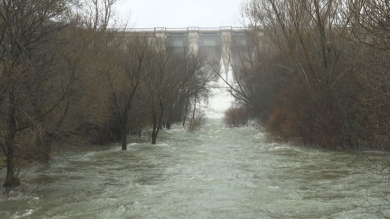 Alerta en el valle de Lozoya  y Guadarrama por el riesgo de desbordamientos de los ríos