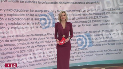 La fotografía que Aldama tomó del móvil de Koldo  con  listado de licitaciones de obra por valor de 200 millones