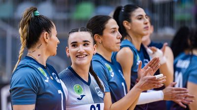 Voleibol Madrid se aferrá a sus opciones de mantener la categoría