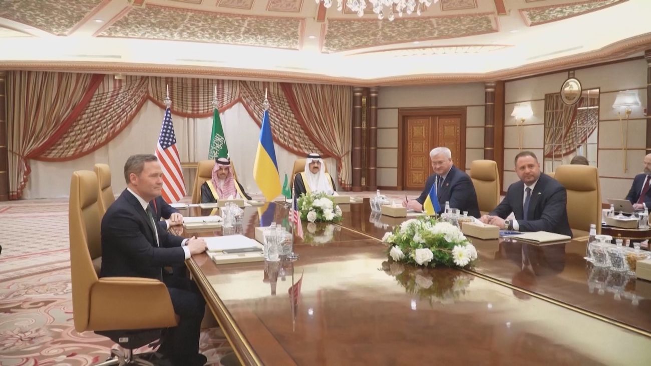 Ucrania acepta la propuesta de alto el fuego de 30 días y EE.UU. reanudará su ayuda militar y de inteligencia