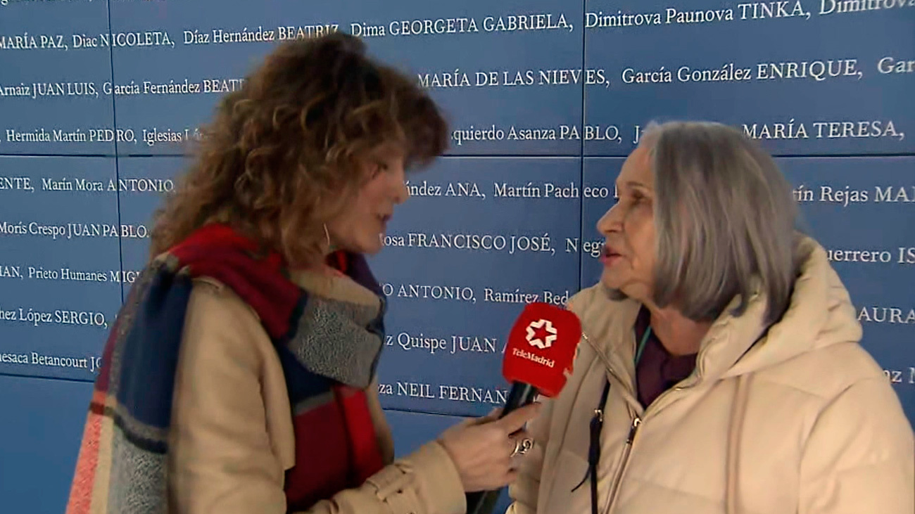 El permanente dolor de Carmen, víctima del 11-M, en Atocha: "No es vida, vives porque tienes que vivir"