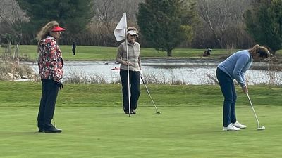 Cómo ser mujer golfista y no morir en el intento