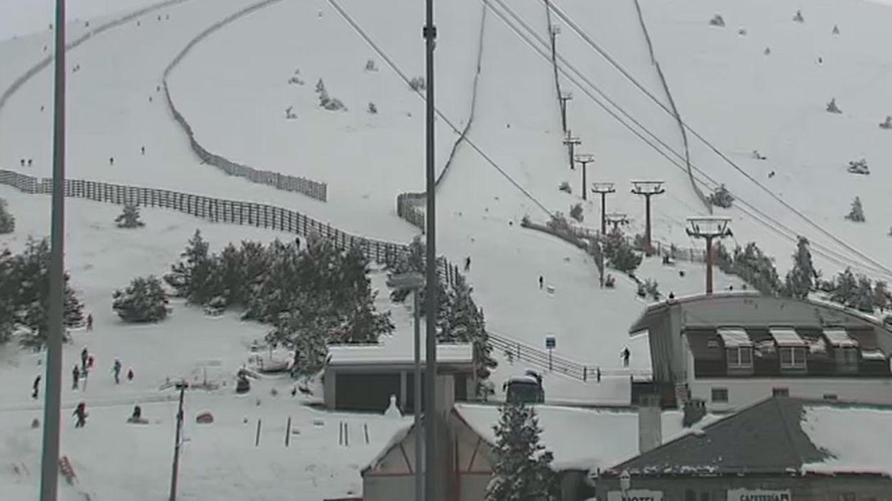 Cercanías Madrid suspende su servicio de autobús entre Cercedilla, Puerto de Navacerrada y Cotos desde este jueves