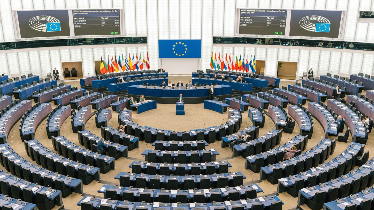 Al menos 15 eurodiputados podrían estar implicados en una red de sobornos de Huawei