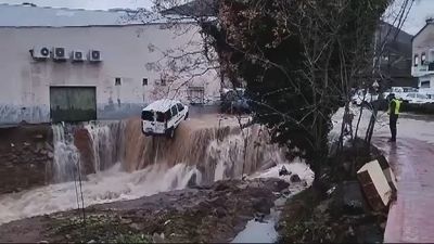 Inundaciones en Jarandilla de la Vera por la rotura de una presa