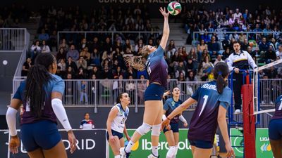 Voleibol Madrid se despide de la Superliga con la cabeza en alto