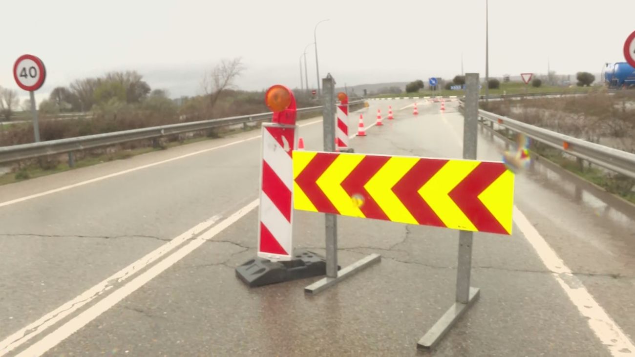 Cortada la M-600 en El Escorial,  la M-611 en Rascafría y la M-622 por inundaciones