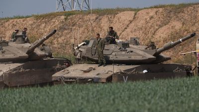 Israel amenaza con intensificar los ataques contra Gaza a menos que Hamás reanude conversaciones