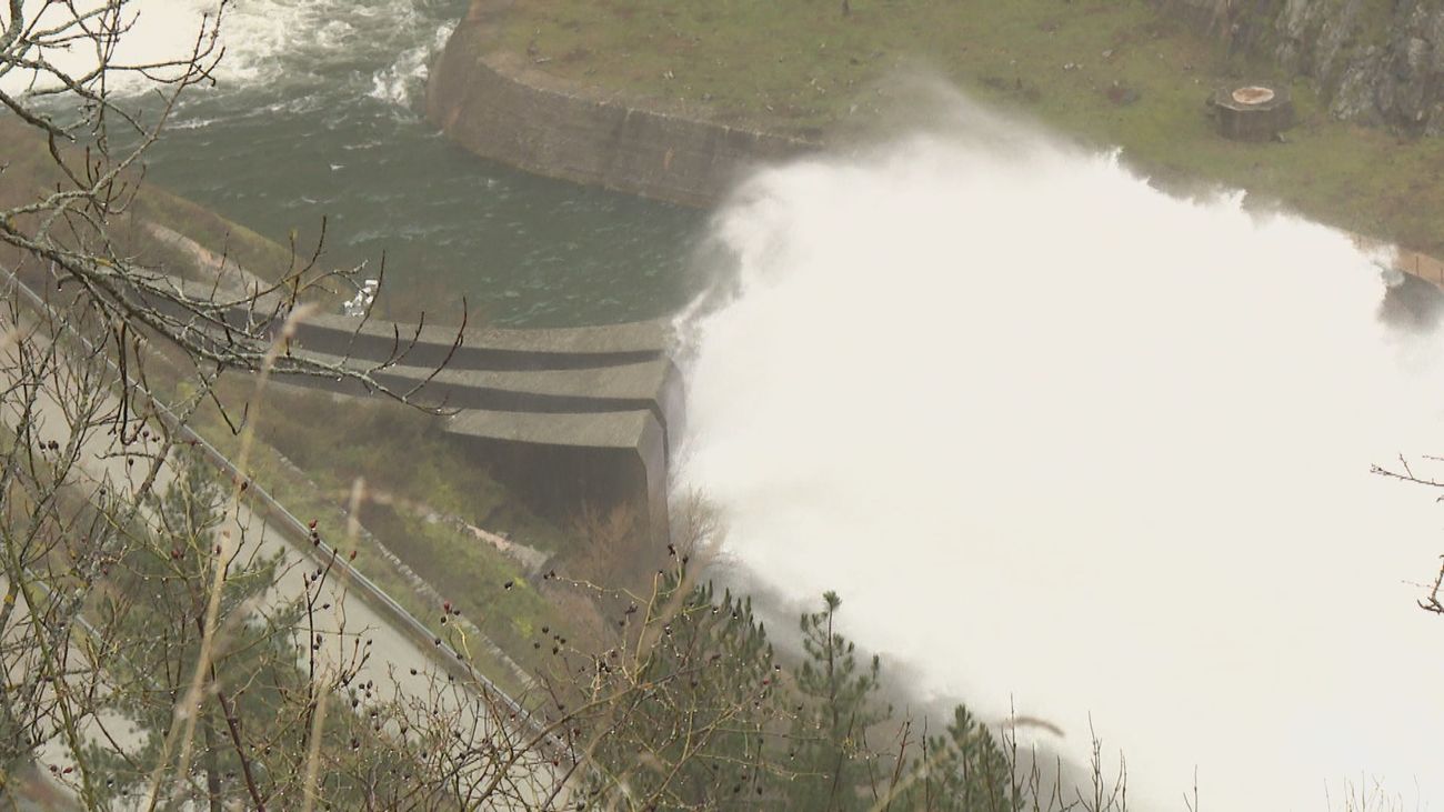 Máxima vigilancia en Madrid ante la crecida de los ríos por los desembalses y el deshielo