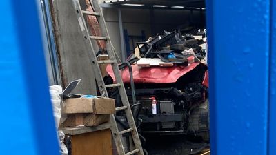 La Policía Local de Leganés denuncia a 7 talleres mecánicos ilegales