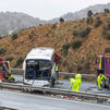Un autobús del Imserso con 45 ocupantes vuelca en la A-7 a las afueras de Murcia