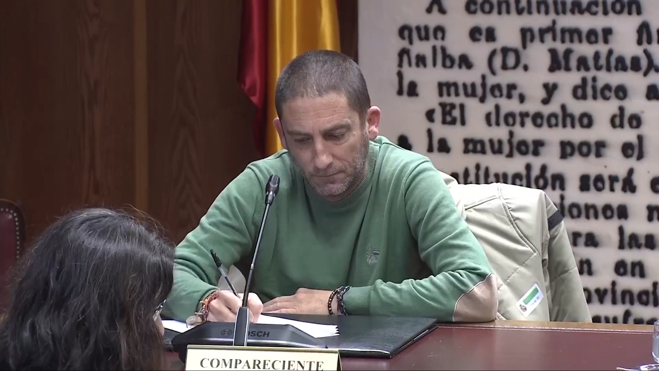 El exchófer de Pedro Sánchez negoció la compra de una petrolera junto a Victor de Aldama