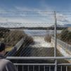 La presa de Valmayor desembalsa para recibir nuevas aportaciones y regular el río Aulencia