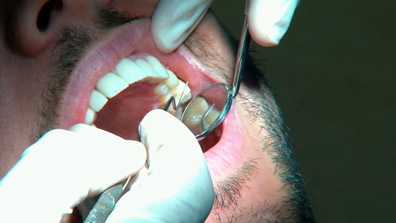 Los españoles retrasamos la visita al dentista por dinero, pereza o miedo