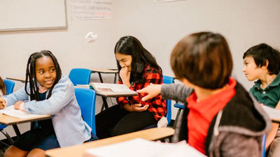 Un chico le lanza un tipex en clase a su compañera y los padres acaban pagando 42.127 euros