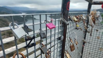 Los madrileños que se juran amor ante las aguas de El Atazar