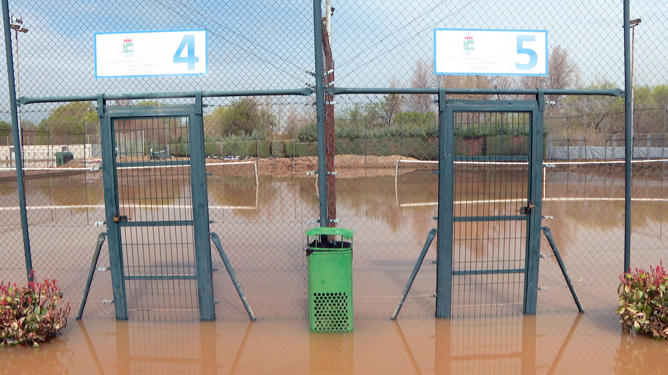 San Fernando de Henares evalúa los daños de las lluvias y planifica la reconstrucción de su polideportivo