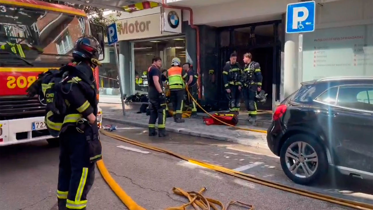 Muere una mujer en el incendio de una casa en la calle Jorge Juan en Madrid