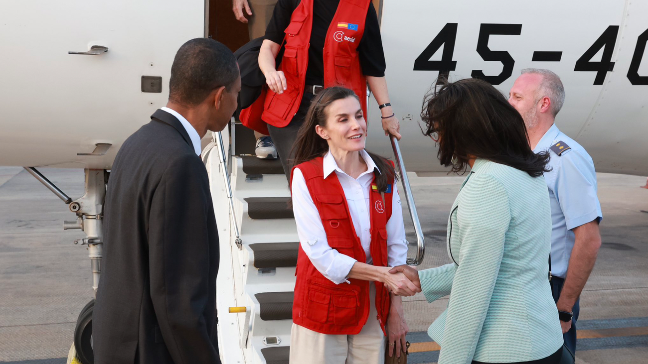 La reina Letizia comienza su viaje a Cabo Verde