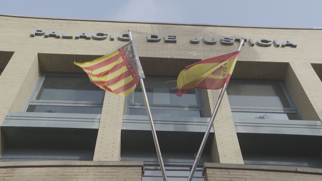 Familiares de víctimas de la DANA dicen que el 112 dejó cientos de llamadas sin responder