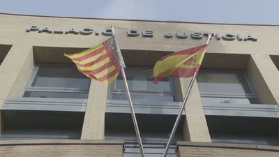 Familiares de víctimas de la DANA dicen que el 112 dejó cientos de llamadas sin responder