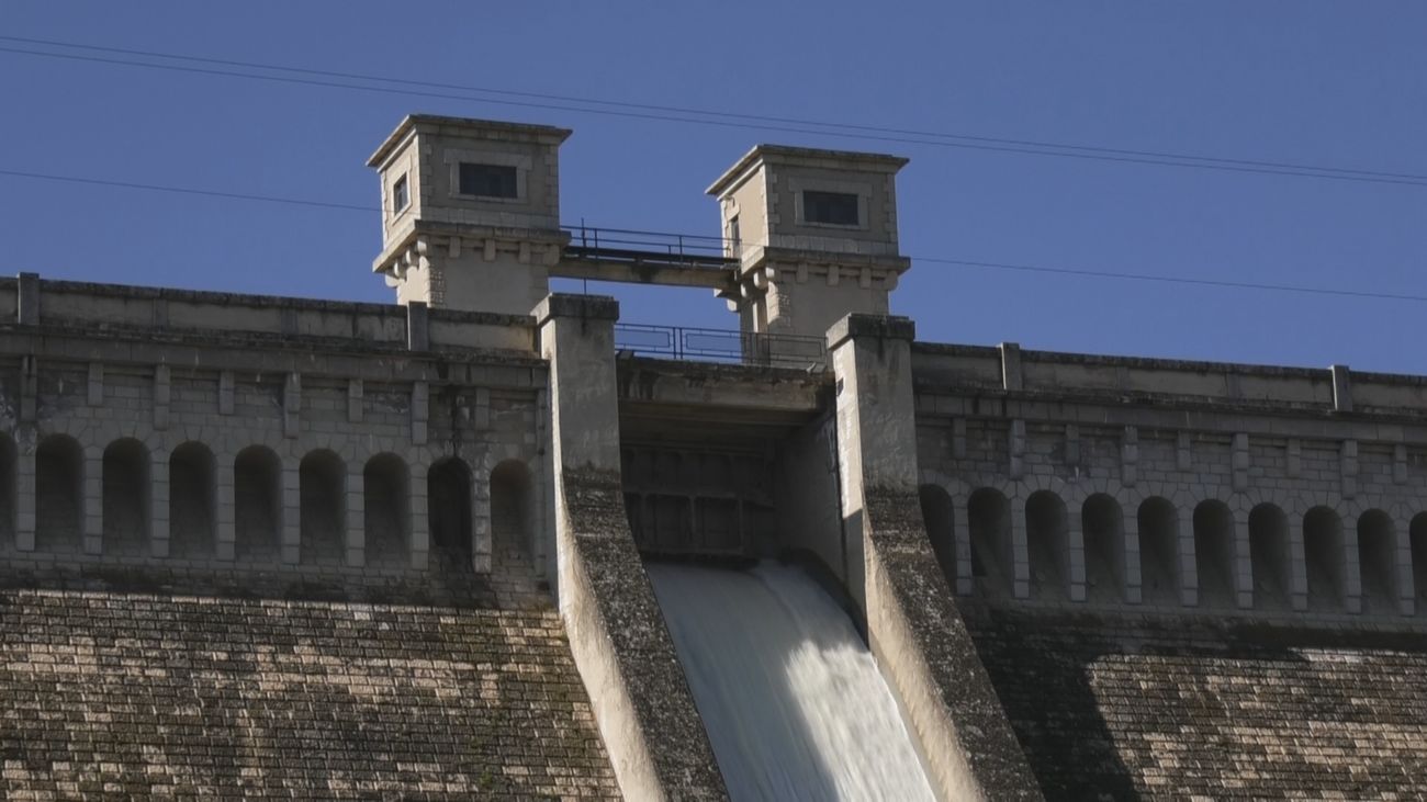 Aprendemos cómo funcionan las presas de la Comunidad de Madrid gracias a la de Riosequillo