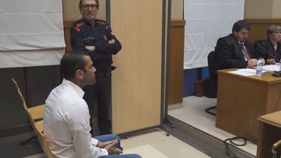 El TSJ de Cataluña absuelve a Dani Alves por la violación de una joven