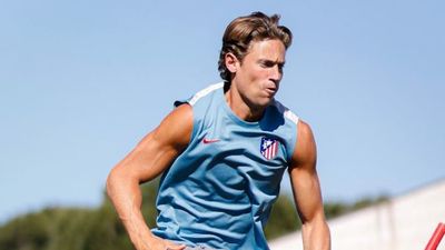 Simeone prueba con Musso, Julián, De Paul, Giménez, Molina y Galán