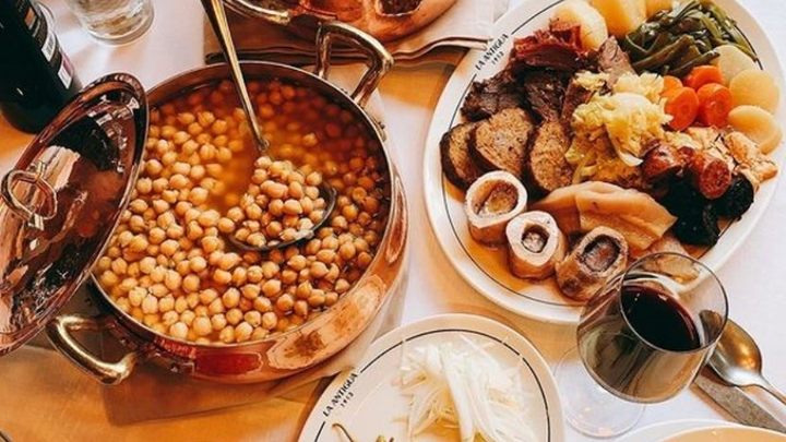 Un cocido para 400 argandeños que celebran la Semana del Mayor